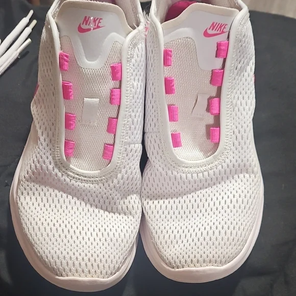 Nike White and Pink Athletic Slip-Ons - Picture 6 of 7